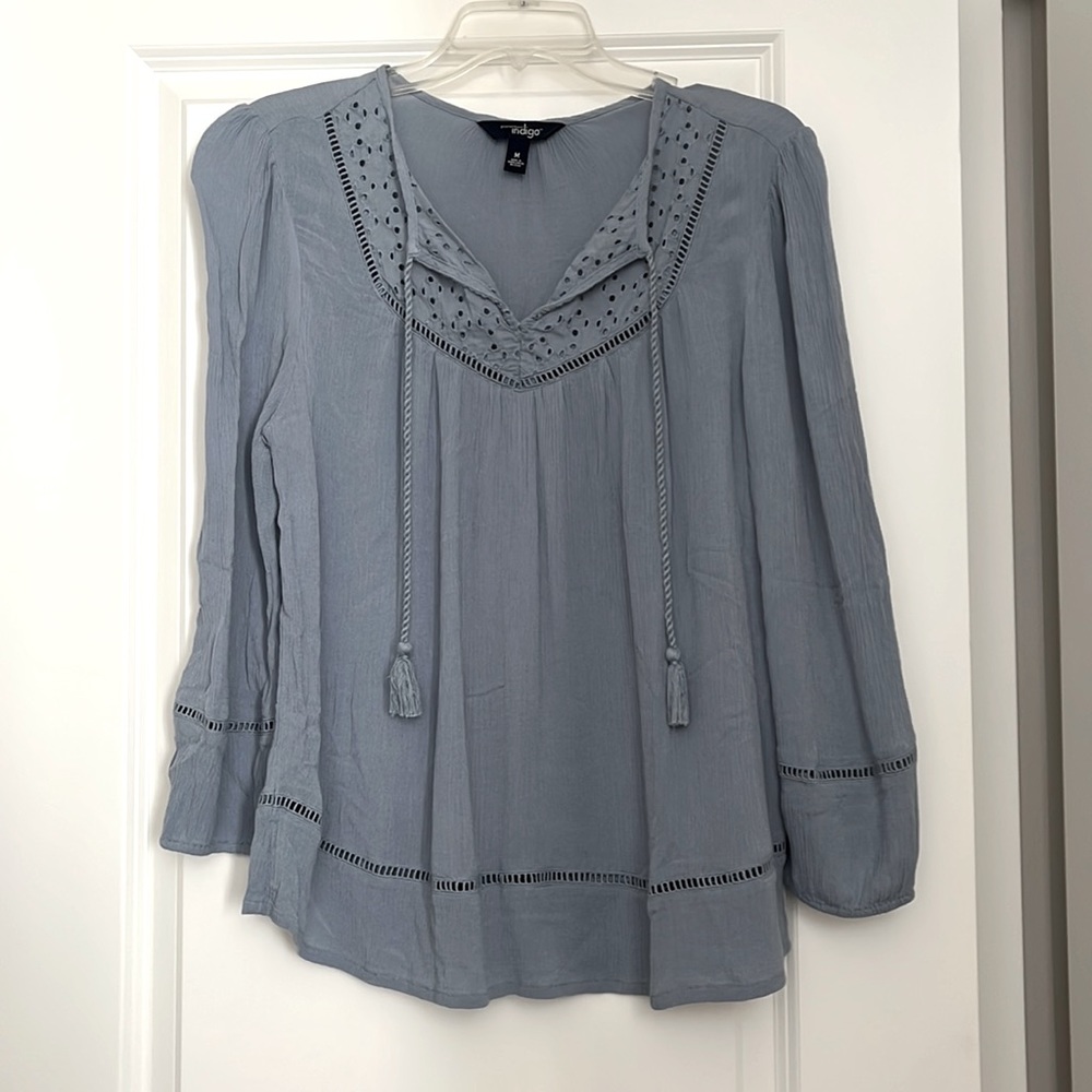 EUC-Indigo blue/gray size medium top with tassels